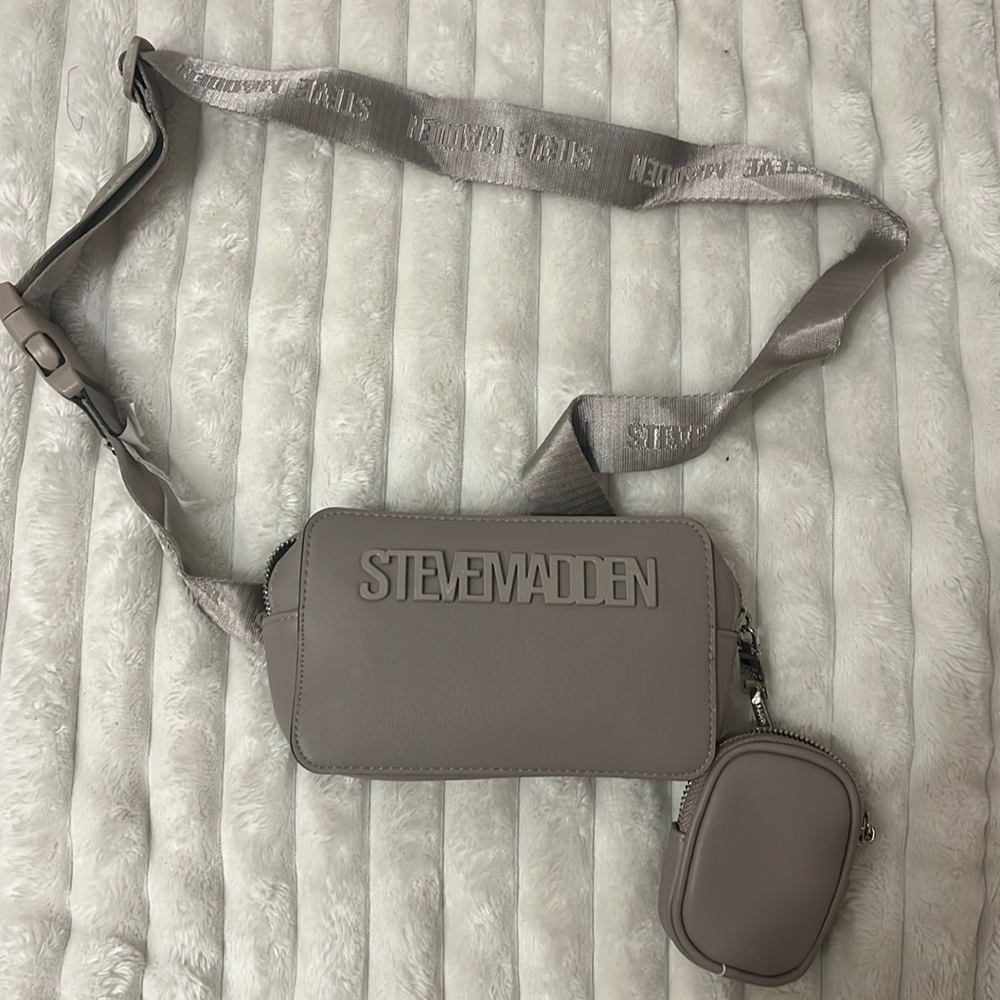 Steve madden crossbody bag with mini pocket attachment
